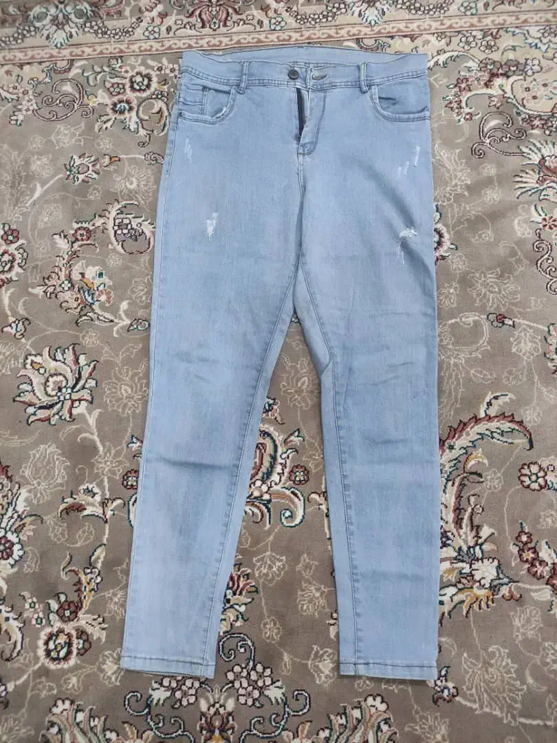 تعدادی لباس زنانه درحدنو وتمیز|لباس|قم, کلهری|دیوار