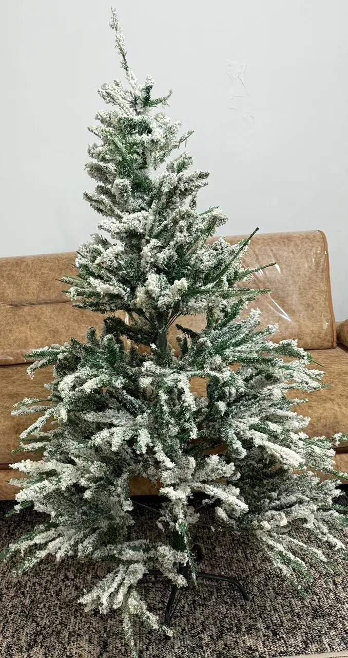 درخت چە مصنوعی کاج|صنایع دستی و سایر لوازم تزئینی|بندر ماهشهر, |دیوار