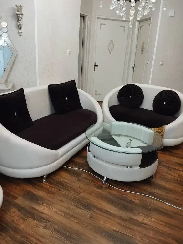 مبل ۷نفره و غذاخوری ۴نفره|مبلمان خانگی و میز عسلی|تهران, مهران|دیوار