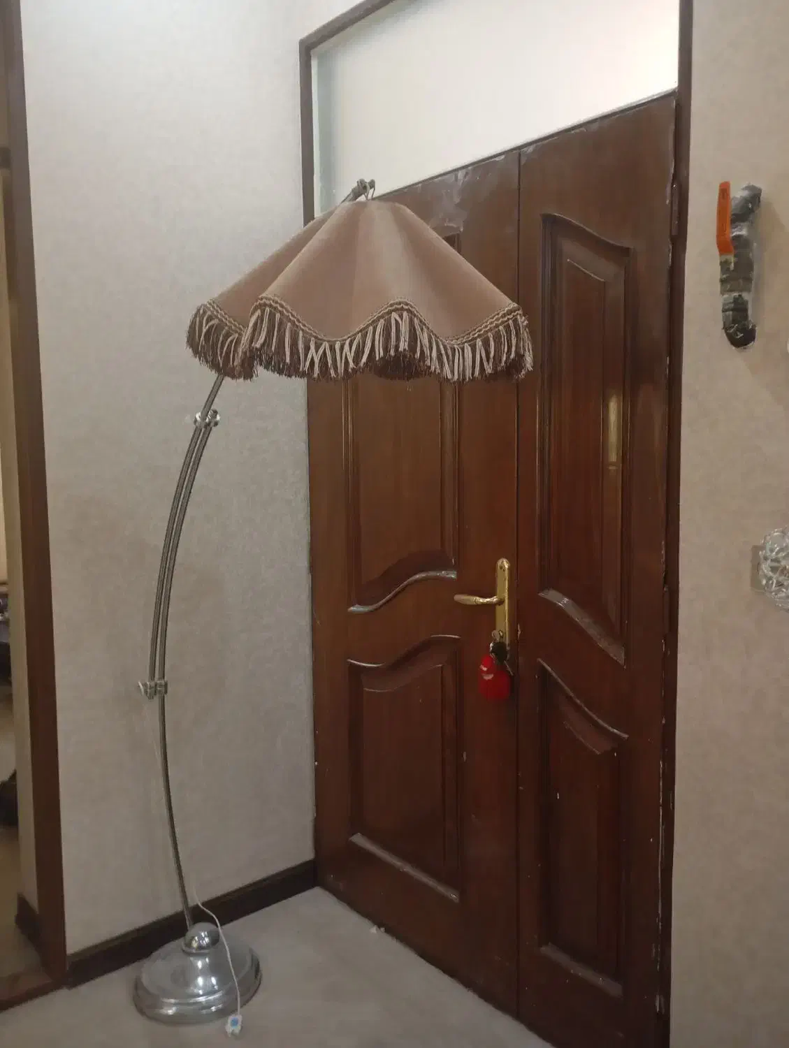 اباژور|چراغ خواب و آباژور|یزد, |دیوار