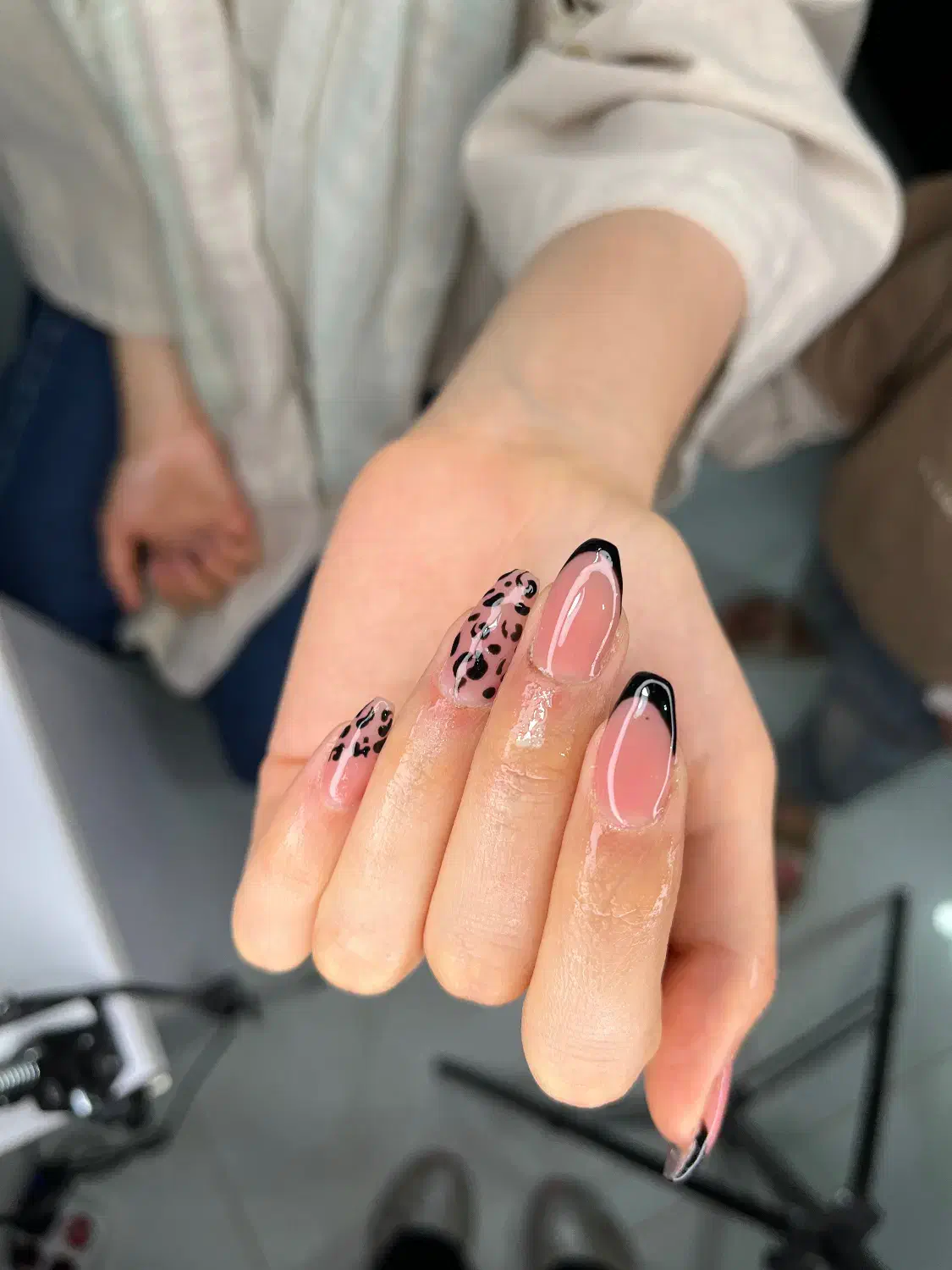 خدمات ناخن و ناخنکار|خدمات آرایشگری و زیبایی|فولادشهر, C3|دیوار