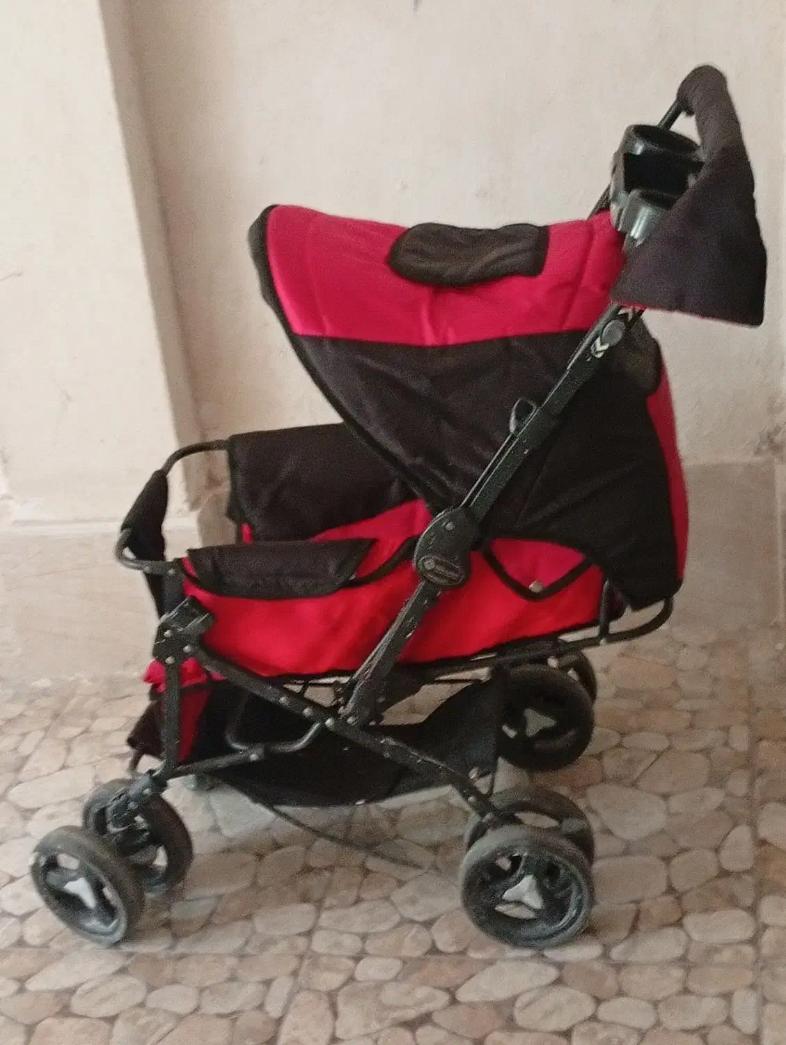 کالسکه بچه|کالسکه و لوازم جانبی|لاهیجان, کوی استادان|دیوار