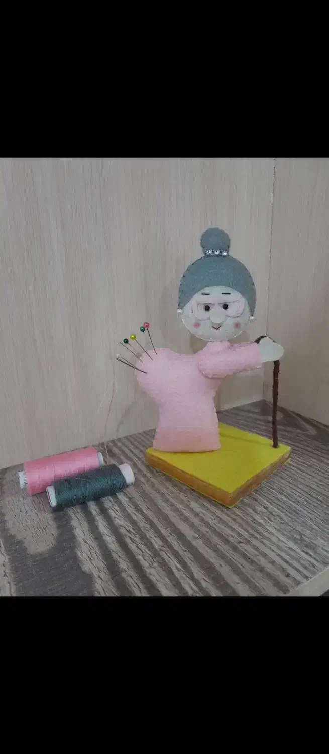 جا سوزنی پیر زن آویز فانتزی نمدی|حراج|قم, نیروگاه|دیوار