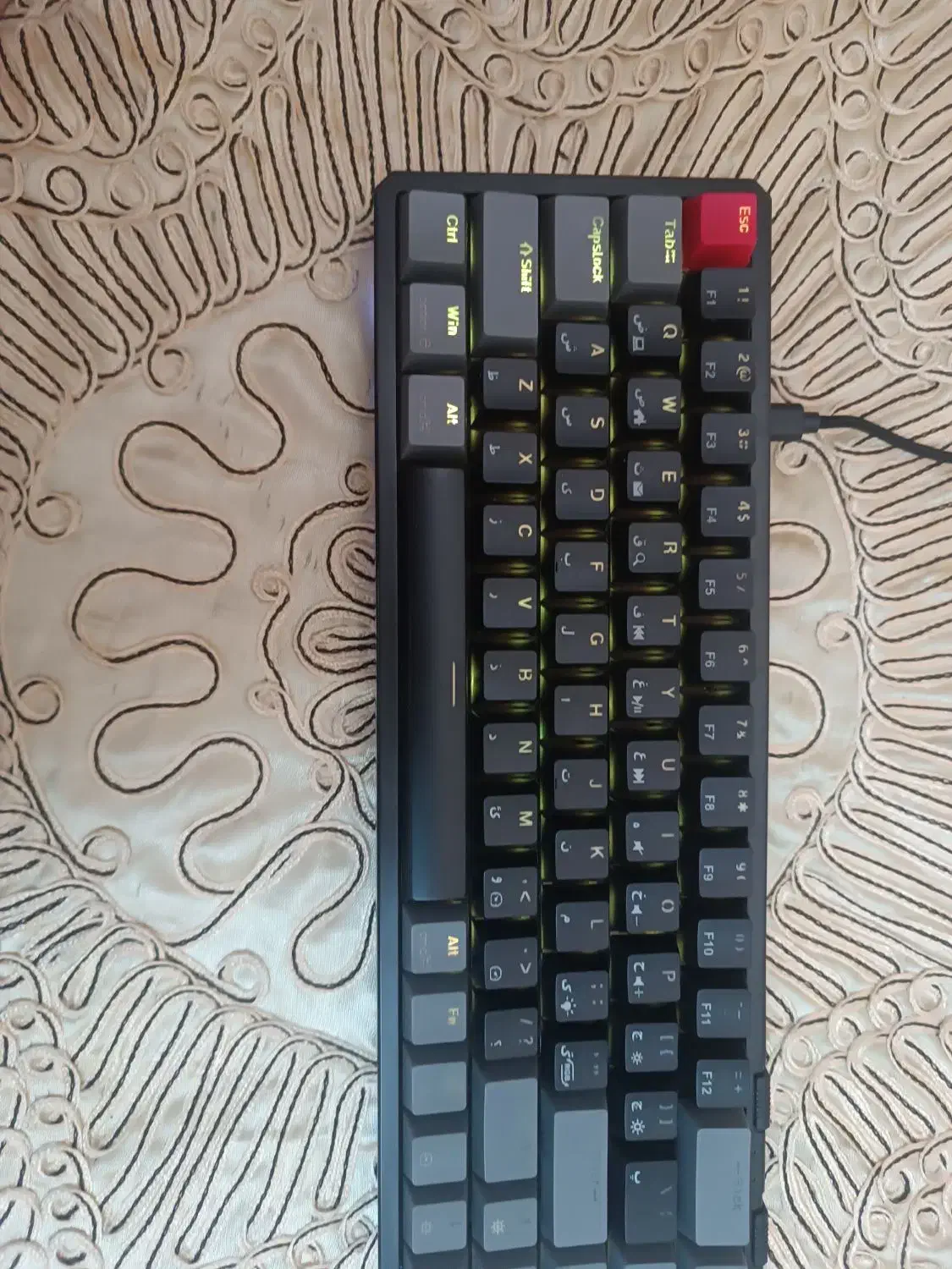 کیبورد گیمینگ فاطر|قطعات و لوازم جانبی رایانه|شیراز, ریاستی|دیوار