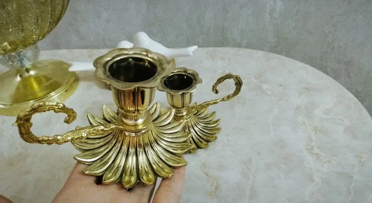 جا شمعی اصل برنزی|کلکسیون اشیاء عتیقه|ملارد, |دیوار