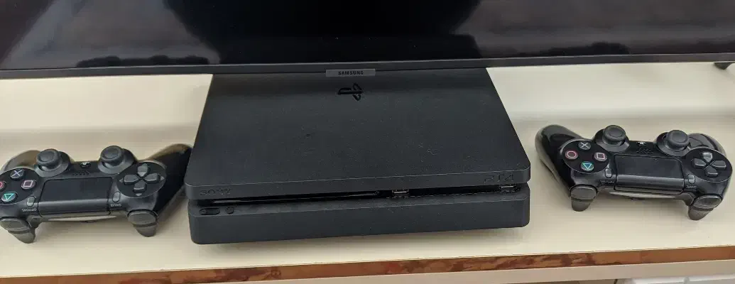 PS4 slim 1t|کنسول، بازی ویدئویی و آنلاین|قروه, |دیوار