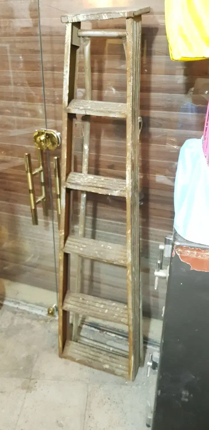 نردبان هشتی ۶ پله آهنی|ابزارآلات|کرج, شهرک پردیسان|دیوار