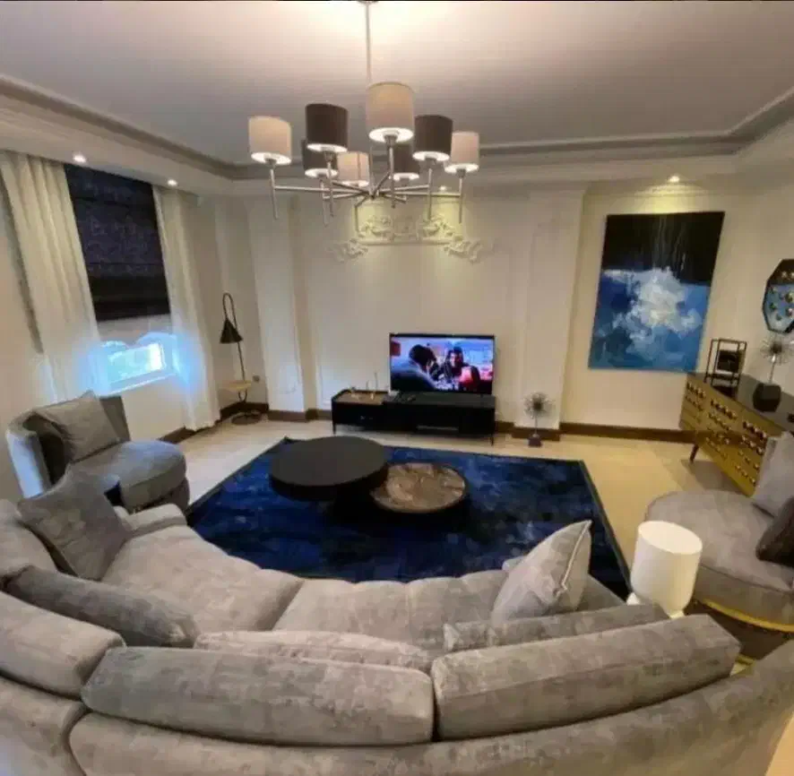 منزل مبله ماهانه روزانه ساعتی|اجارهٔ کوتاهمدت آپارتمان و سوئیت|شیراز, فرهنگ شهر|دیوار