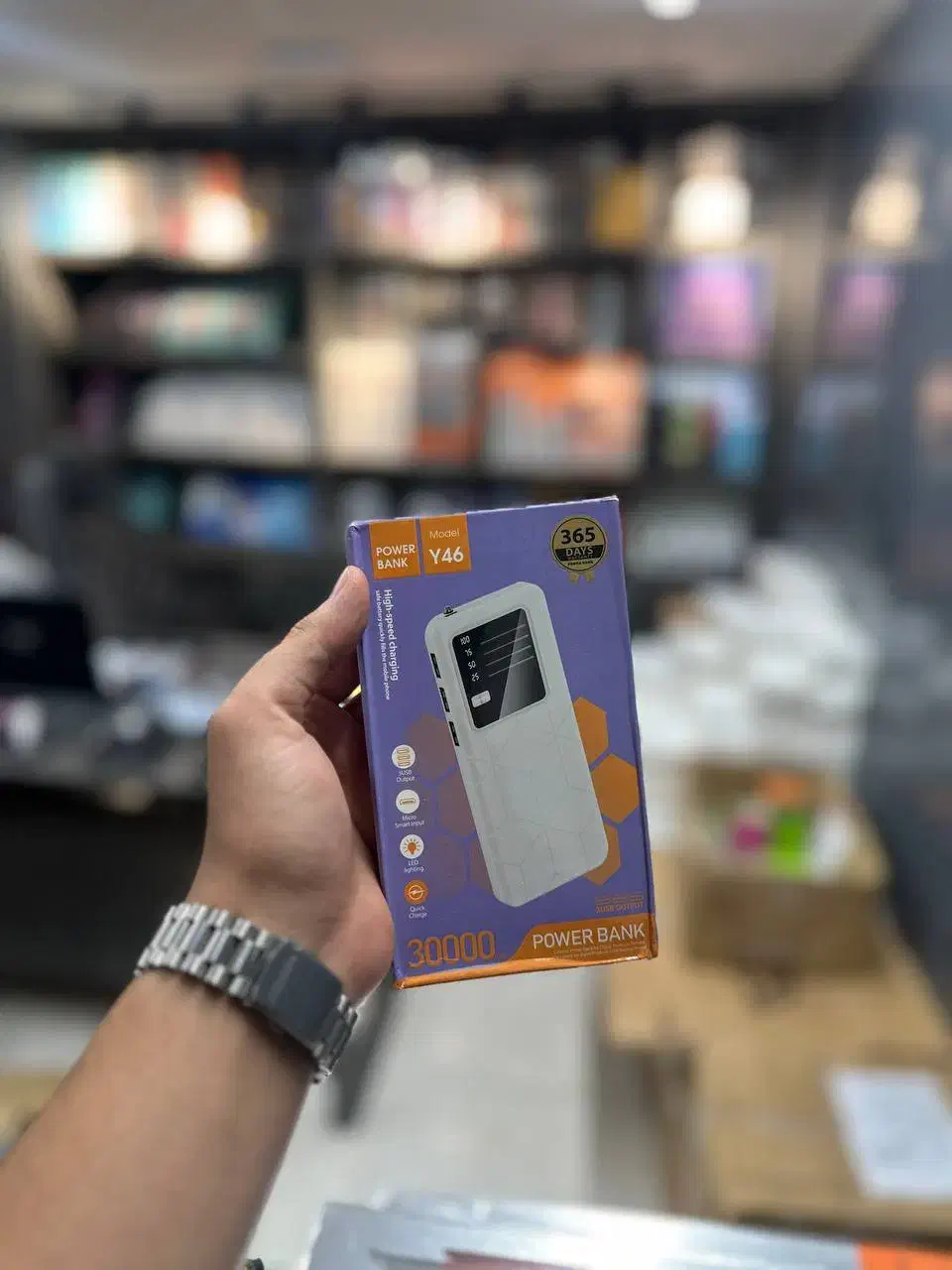 پاوربانک چراغ قوه دار|لوازم جانبی موبایل و تبلت|محمدیه-قزوین, |دیوار