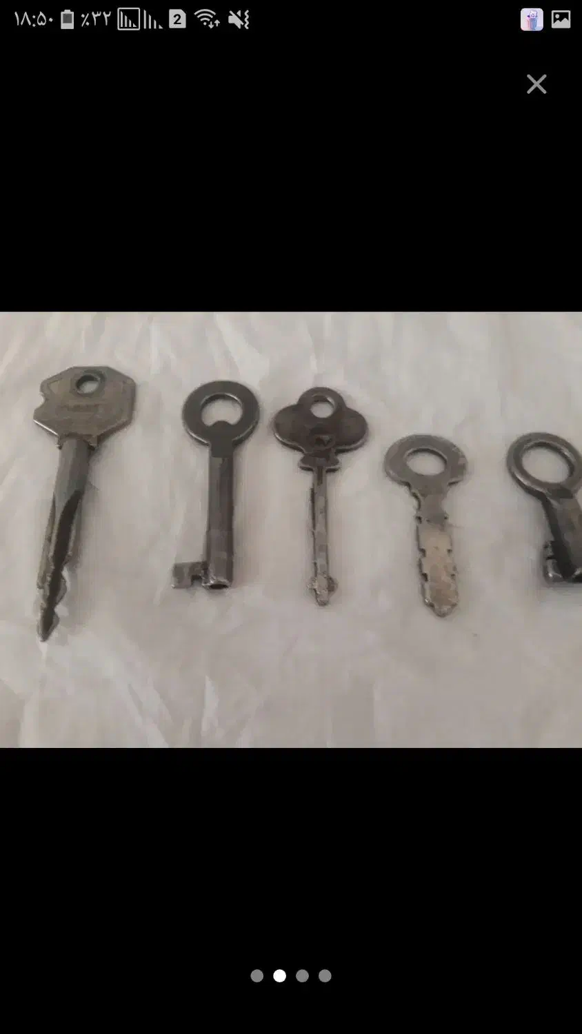 ۵ عدد کلید عتیقه فولادی|کلکسیون اشیاء عتیقه|اراک, |دیوار