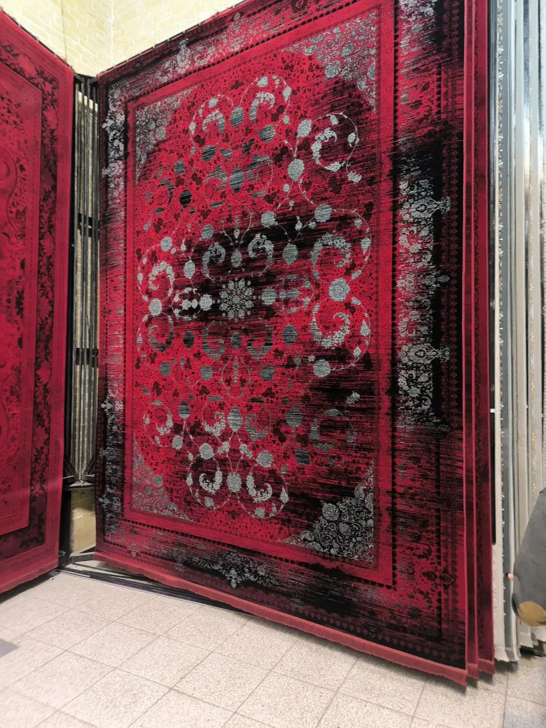 فرش های لاکی مدرن ۷۰۰ شانه ضخیم|فرش|قم, نیروگاه|دیوار