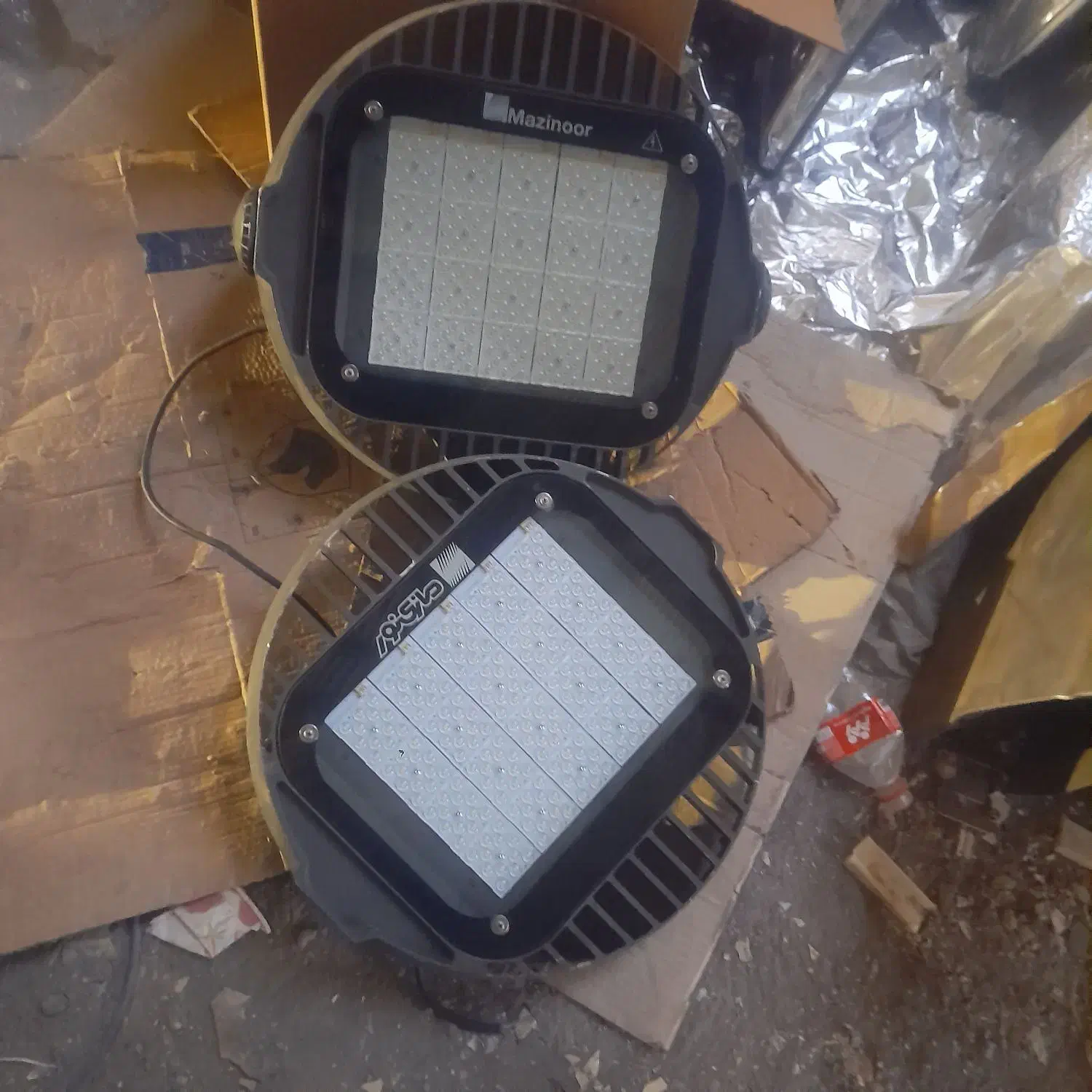 پروژکتور مازیان نور تک فاز ۱۵۰ آمپر|لامپ و چراغ|ساوه, |دیوار