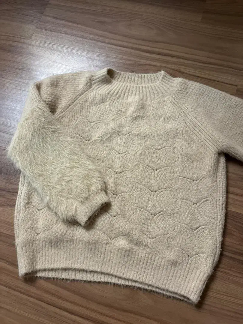 لباس|لباس|رشت, سعدی (تختی)|دیوار