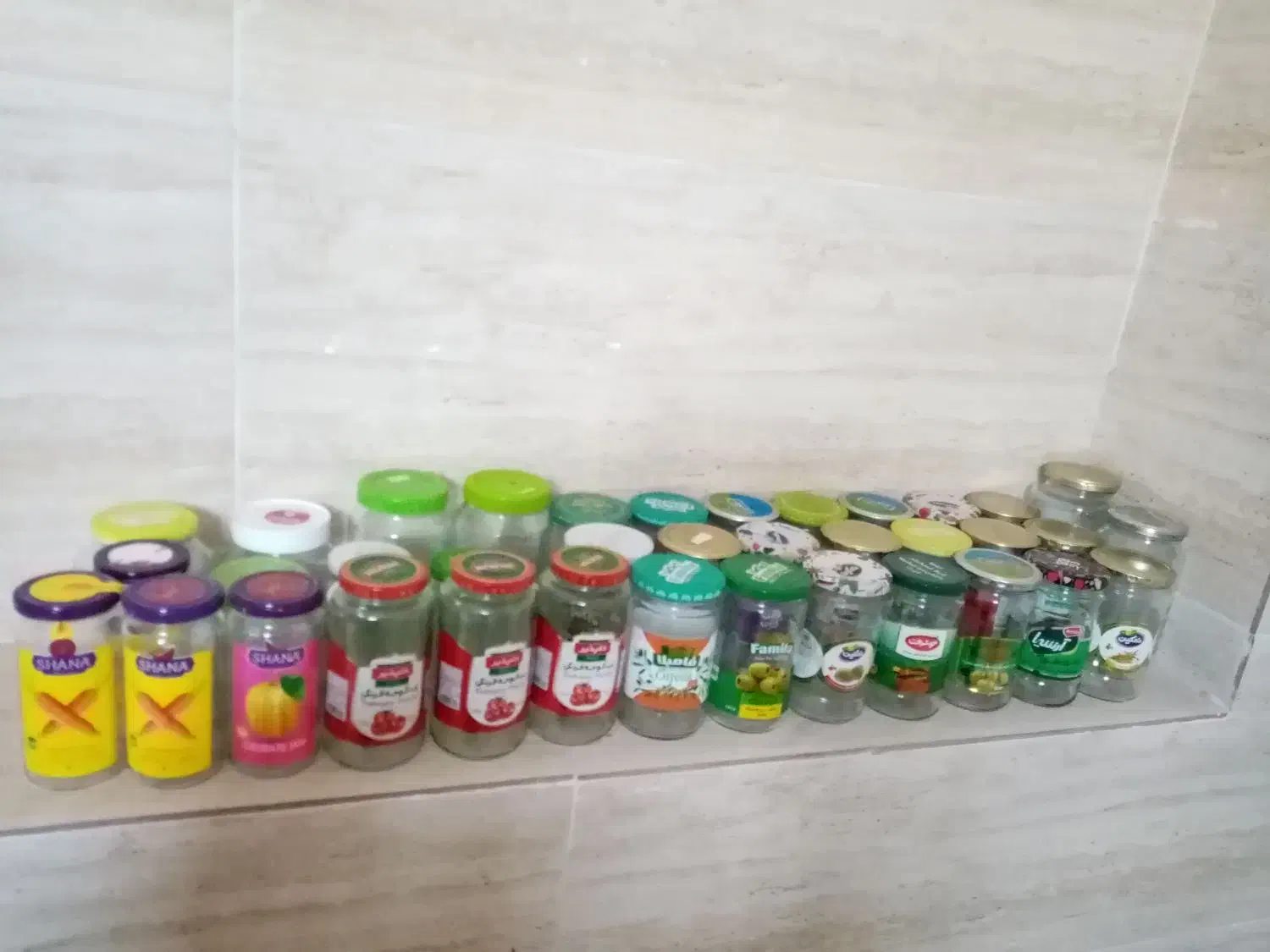 قوطی شیشه ای|ظروف نگهدارنده، پلاستیکی، یک‌بارمصرف|شیراز, شهرک صادقیه|دیوار