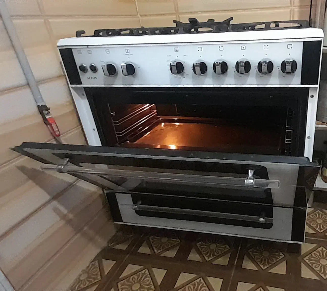 اجاق گاز  و فر پنج شعله  آلتون|اجاق گاز و لوازم برقی پخت‌وپز|لاهیجان, بازکیاگوراب|دیوار