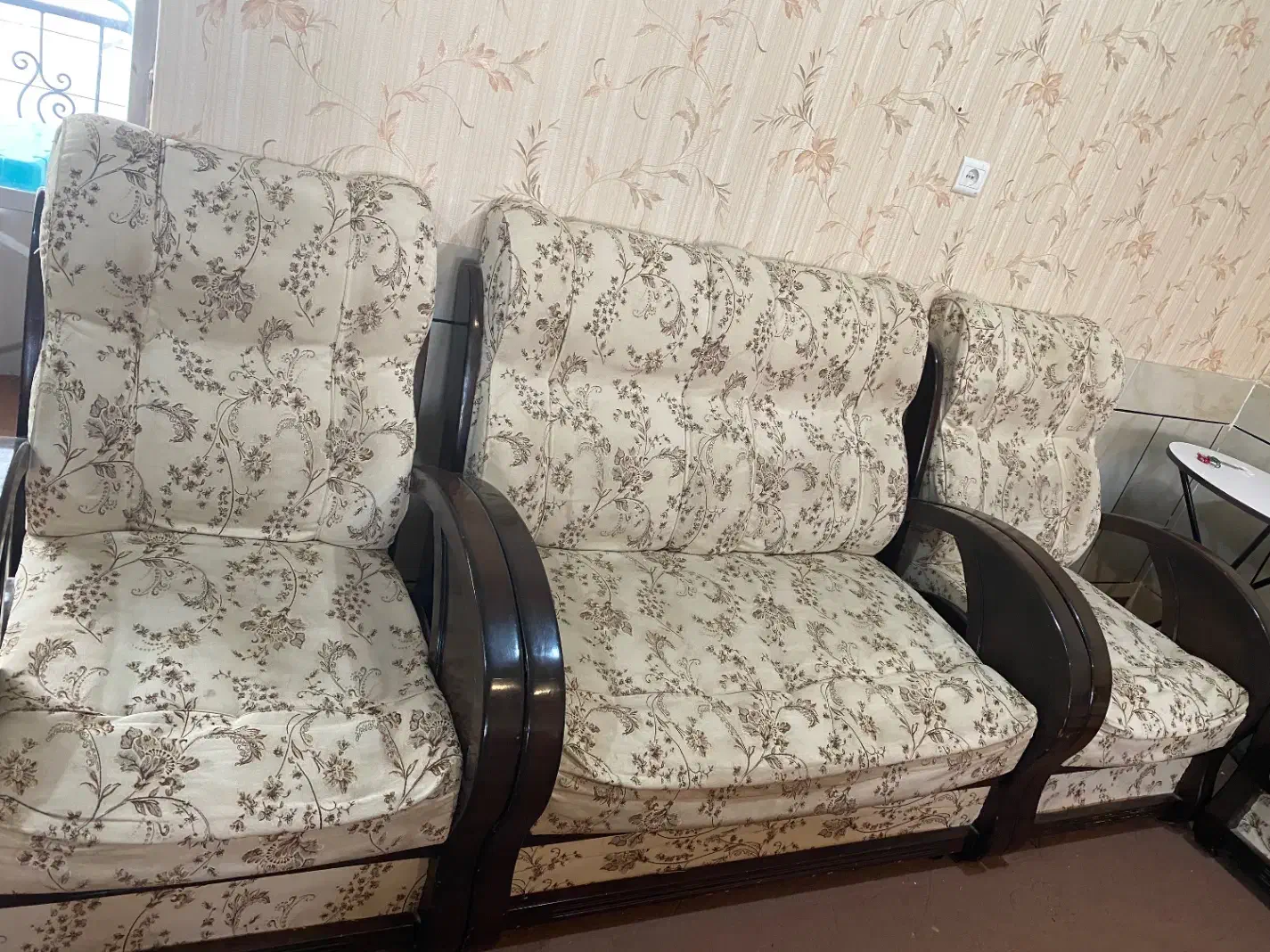 مبلمان ۷نفره|مبلمان خانگی و میز عسلی|فارسان, |دیوار