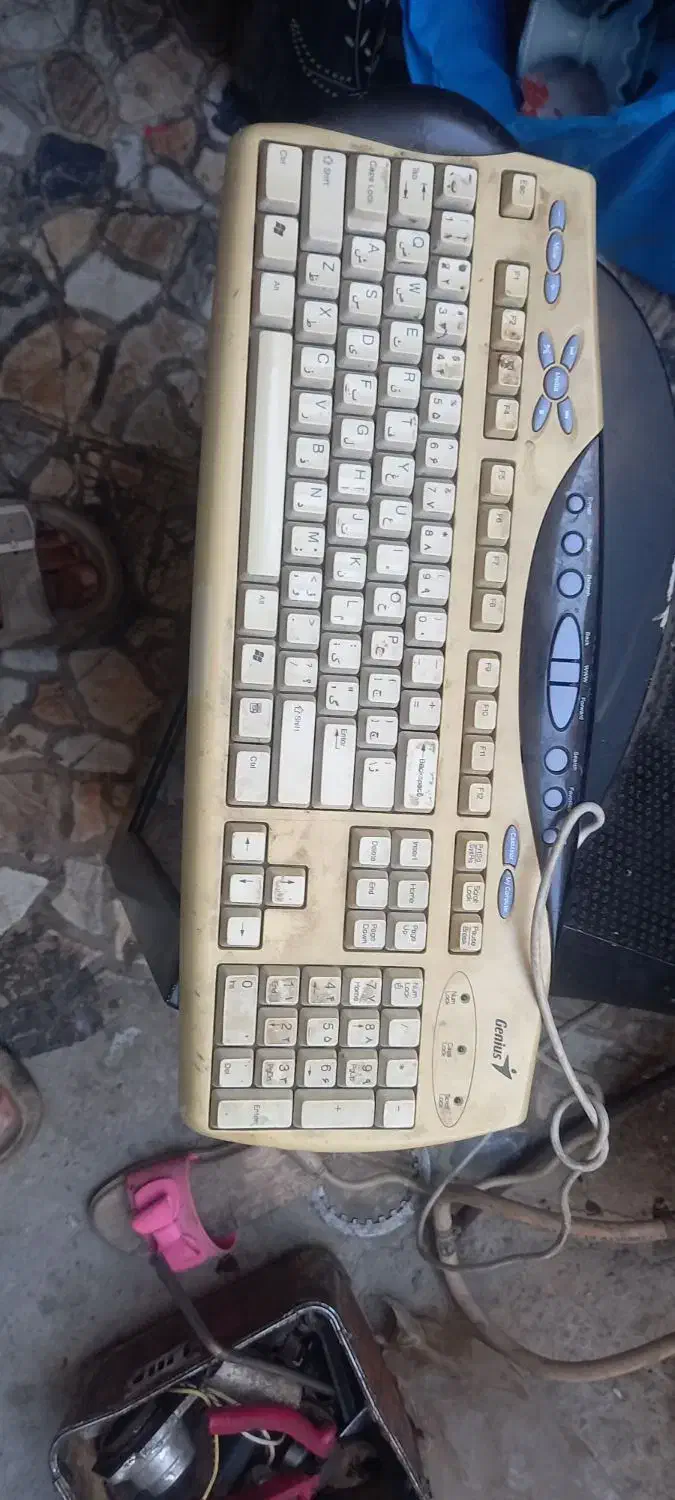 مانیتور تمیز باکیبرت|رایانه رومیزی|آبادان, |دیوار