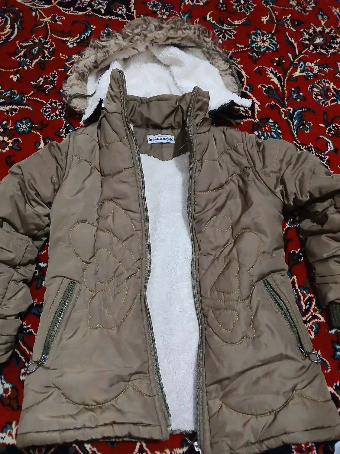 لباس بچه تا سایز ۶ی۷ سال می خوره|لباس|الوند, |دیوار