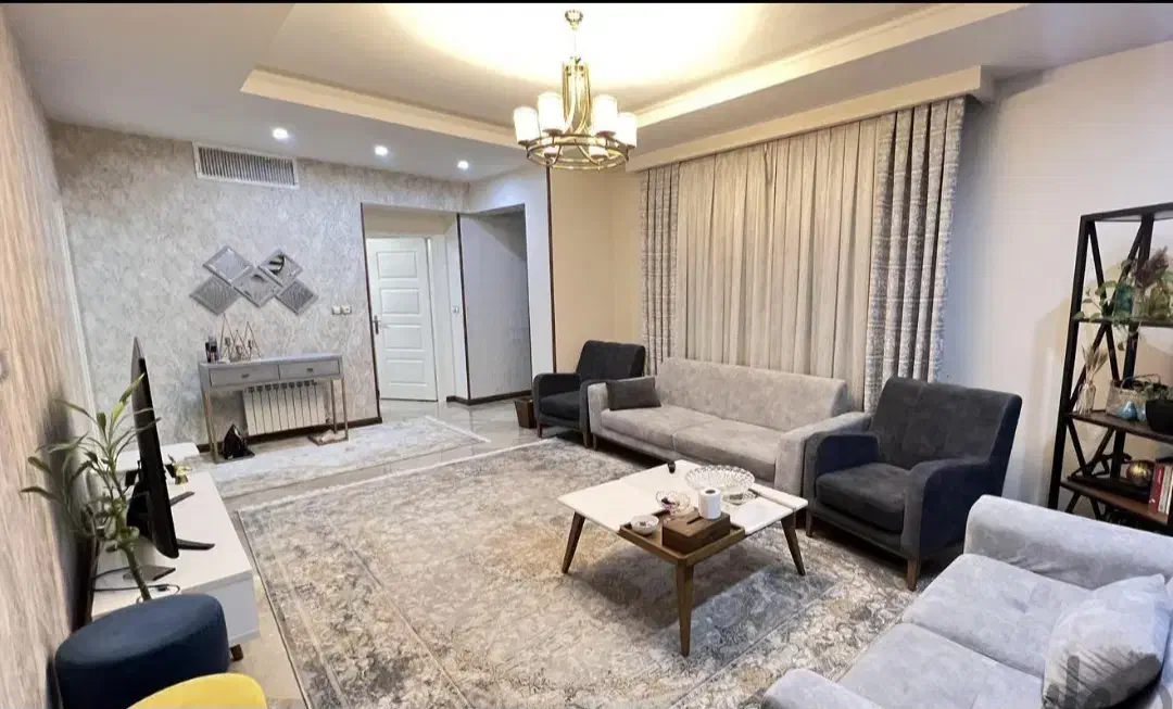 ۱خواب،مولانا،ملکی،سالن بزرگ|فروش آپارتمان|صدرا-فارس, فاز ۱|دیوار