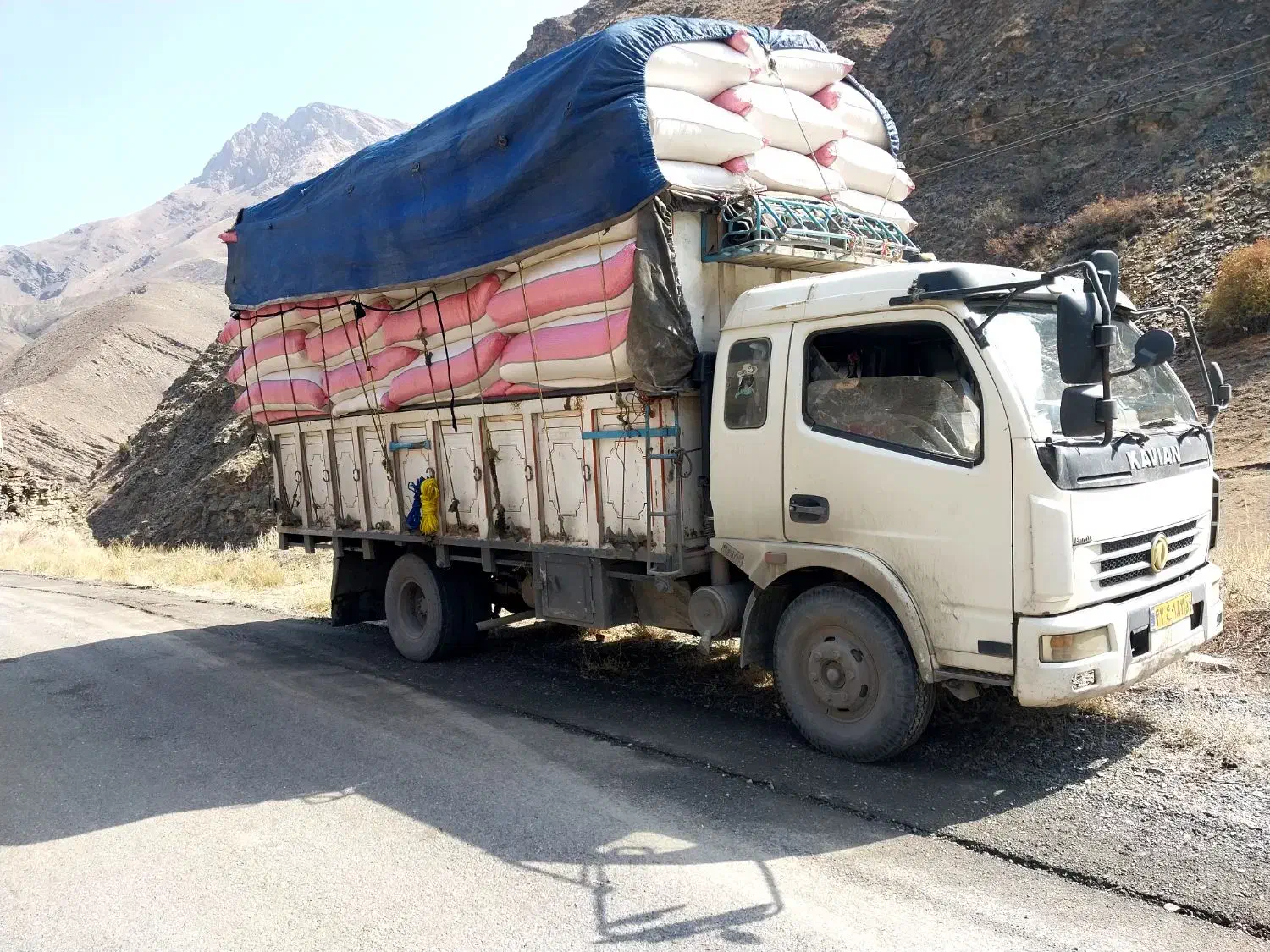 خاور کاویان ۱۰۶ جی ال اس|خودرو سنگین|قروه, |دیوار