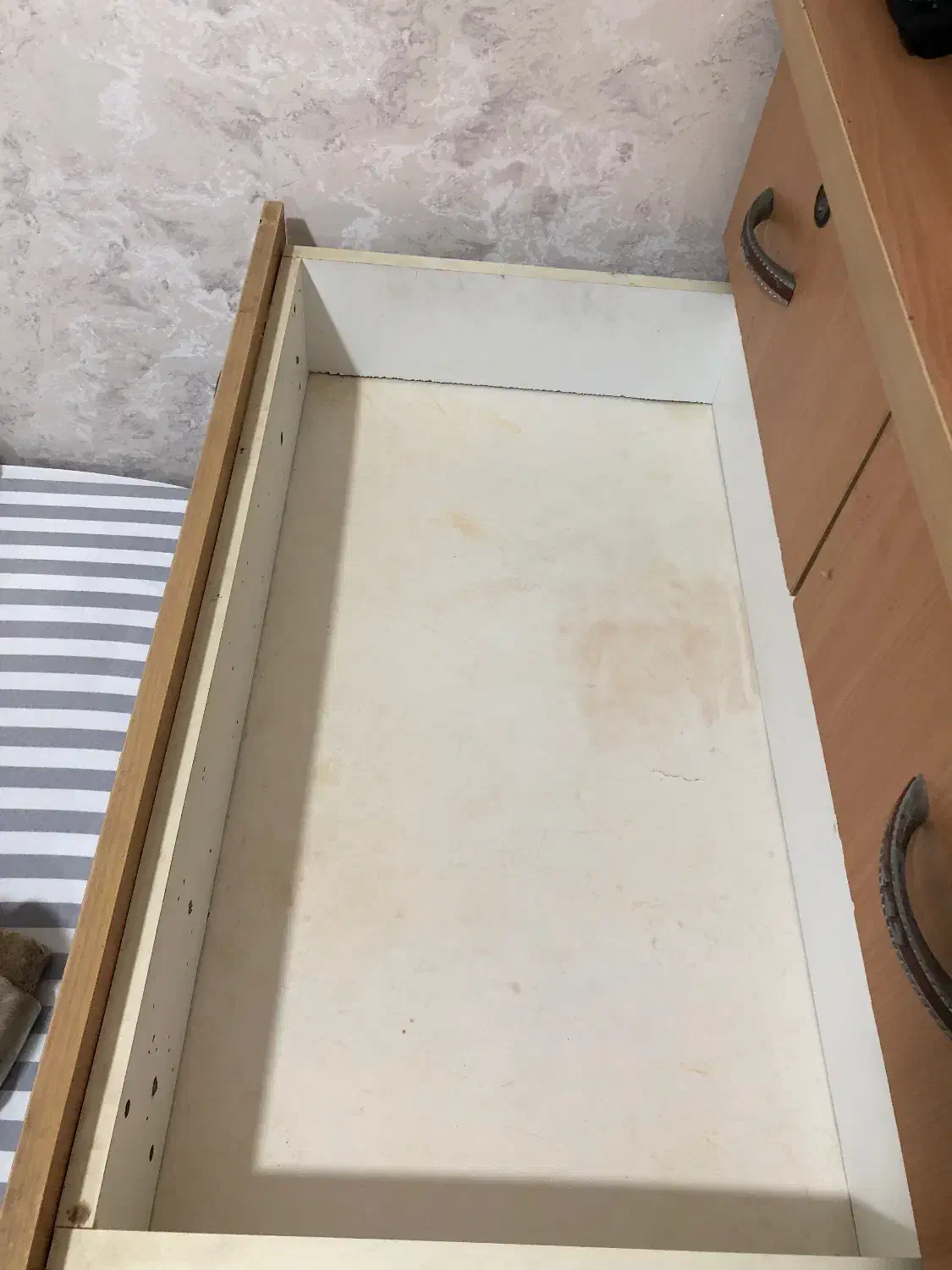 دراور|جاکفشی، کمد، دراور|رشت, منظریه|دیوار