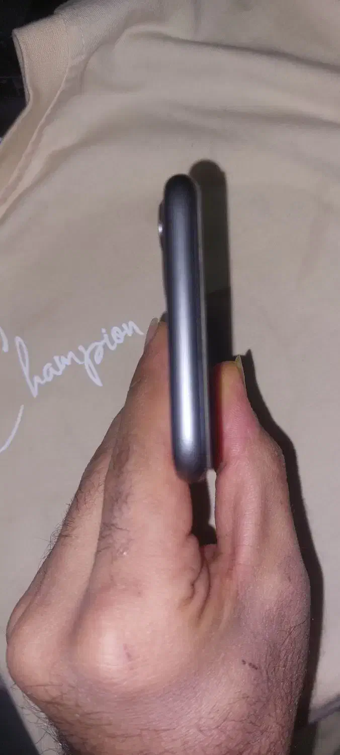 آیفون ۱۱ نرمال مشکی بدون باز شدگی تخفیف پای معامله|موبایل|شوشتر, |دیوار