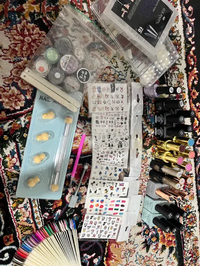 ناخن|آرایشی، بهداشتی، درمانی|دزفول, |دیوار