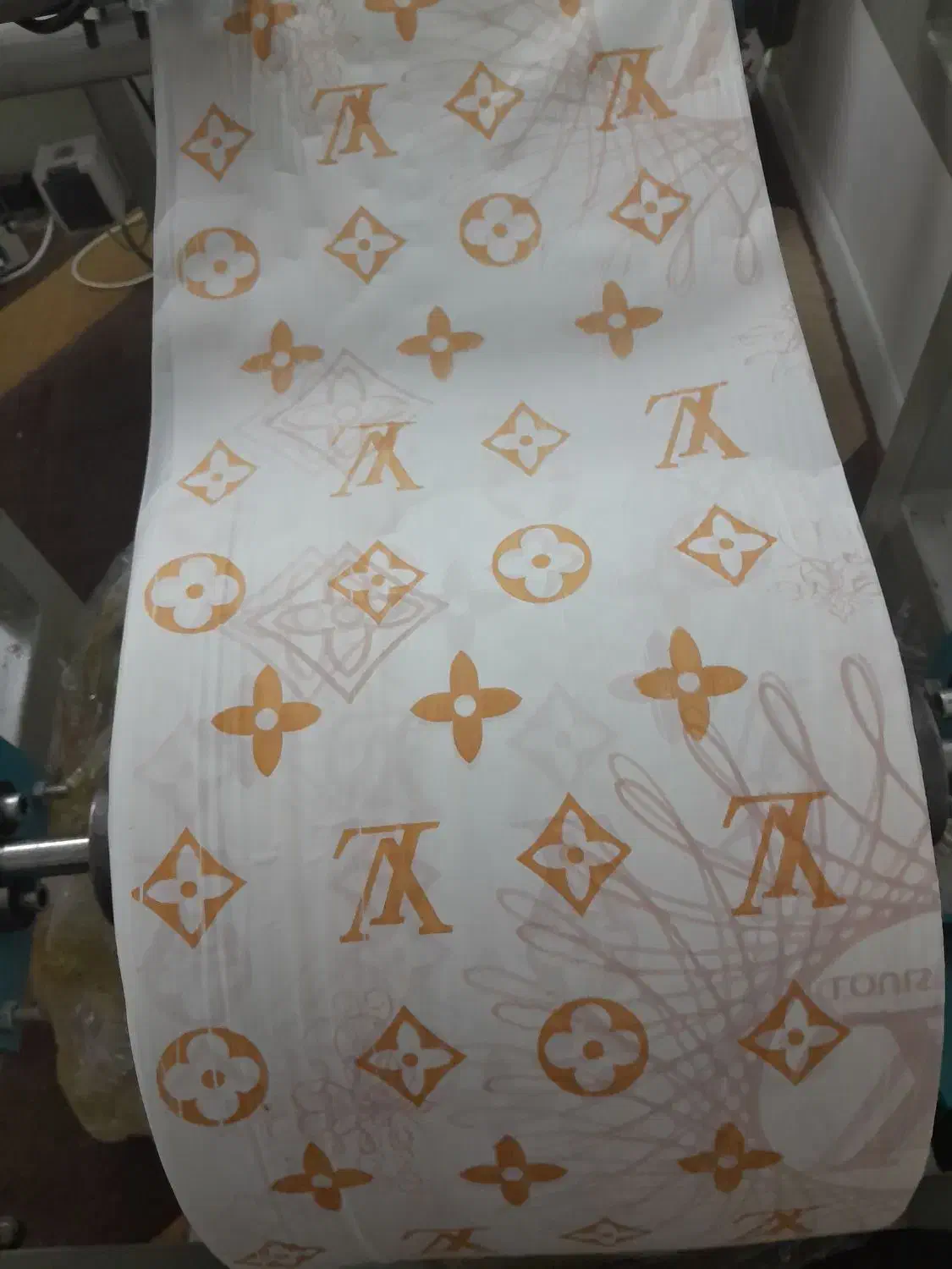 سفره یکبارمصرف مجلسی|سفره، حوله، دستمال آشپزخانه|کاشان, مشکات|دیوار