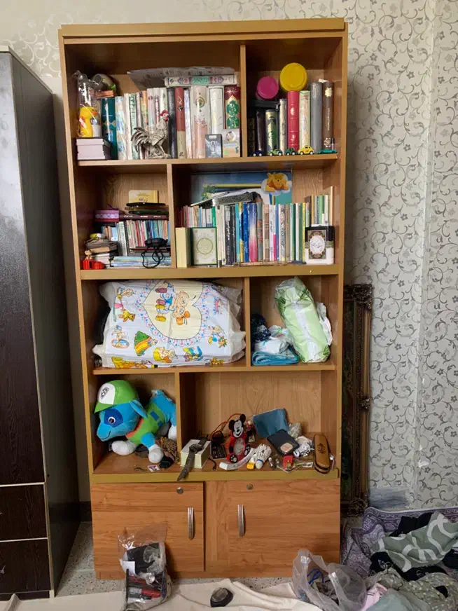 کتابخانه با دو درب در پایین|کتابخانه، شلف، قفسه‌های دیواری|رباط‌کریم, رباط‌کریم|دیوار