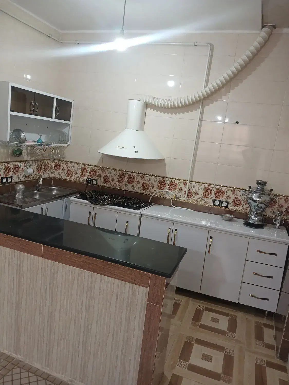 سویت|اجارهٔ کوتاه‌مدت آپارتمان و سوئیت|روانسر, |دیوار