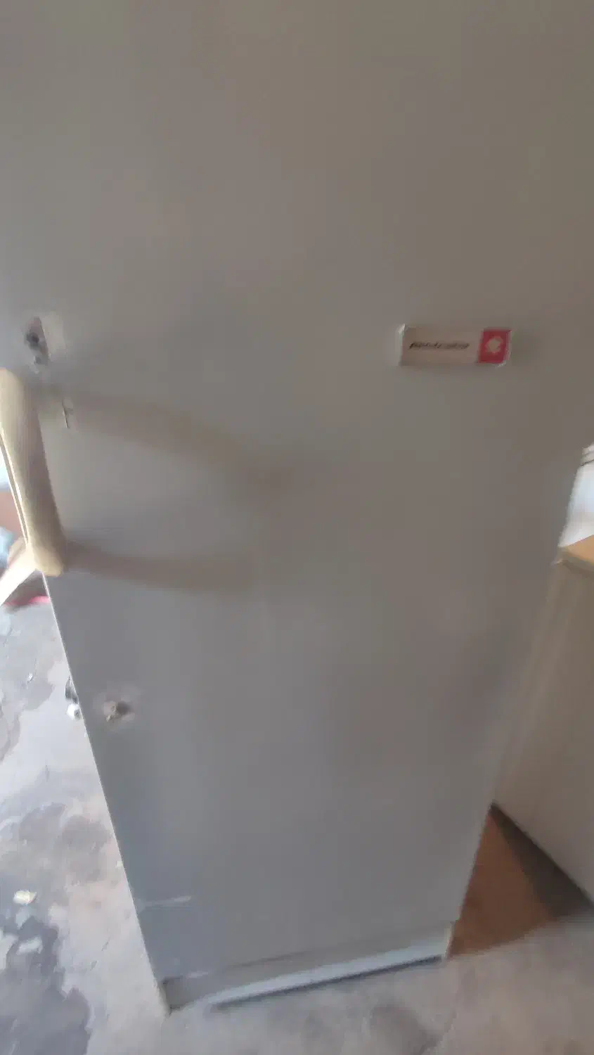 فروش لباس شویی ارج کم کار کرده و یخچال دست دوم|ماشین لباسشویی و خشک‌کن لباس|شاهین دژ, |دیوار