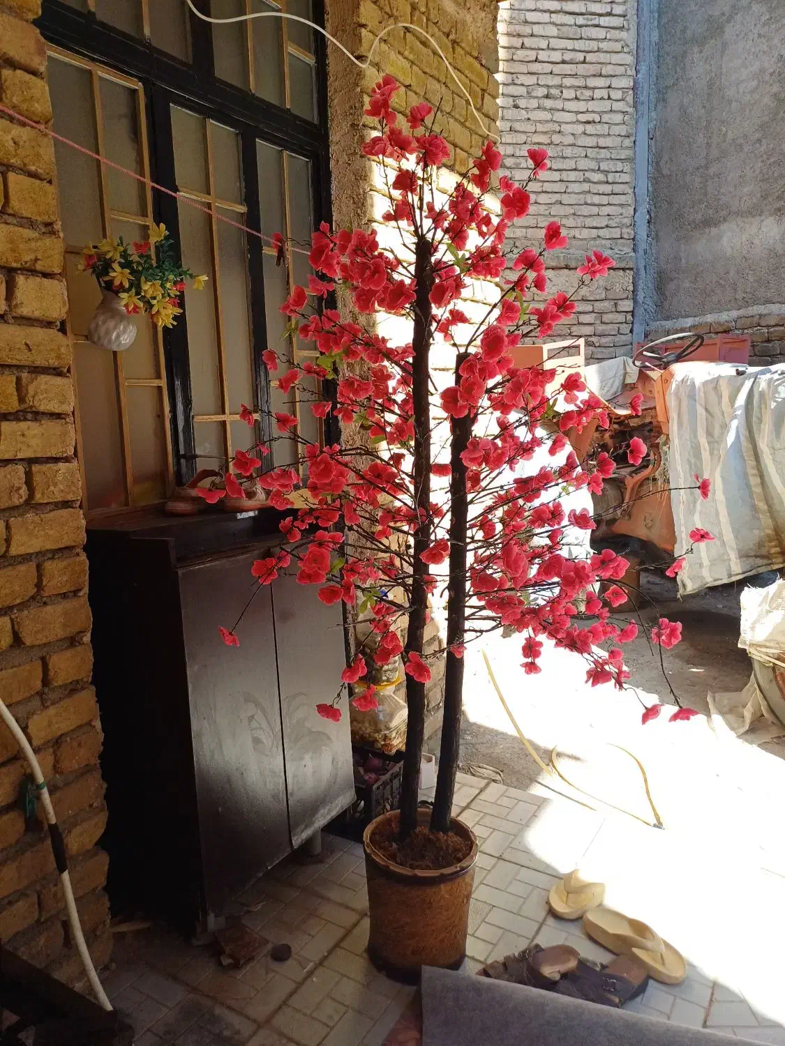 گل بسیار زیبا ۳۰۰هزار|گل مصنوعی|روانسر, |دیوار