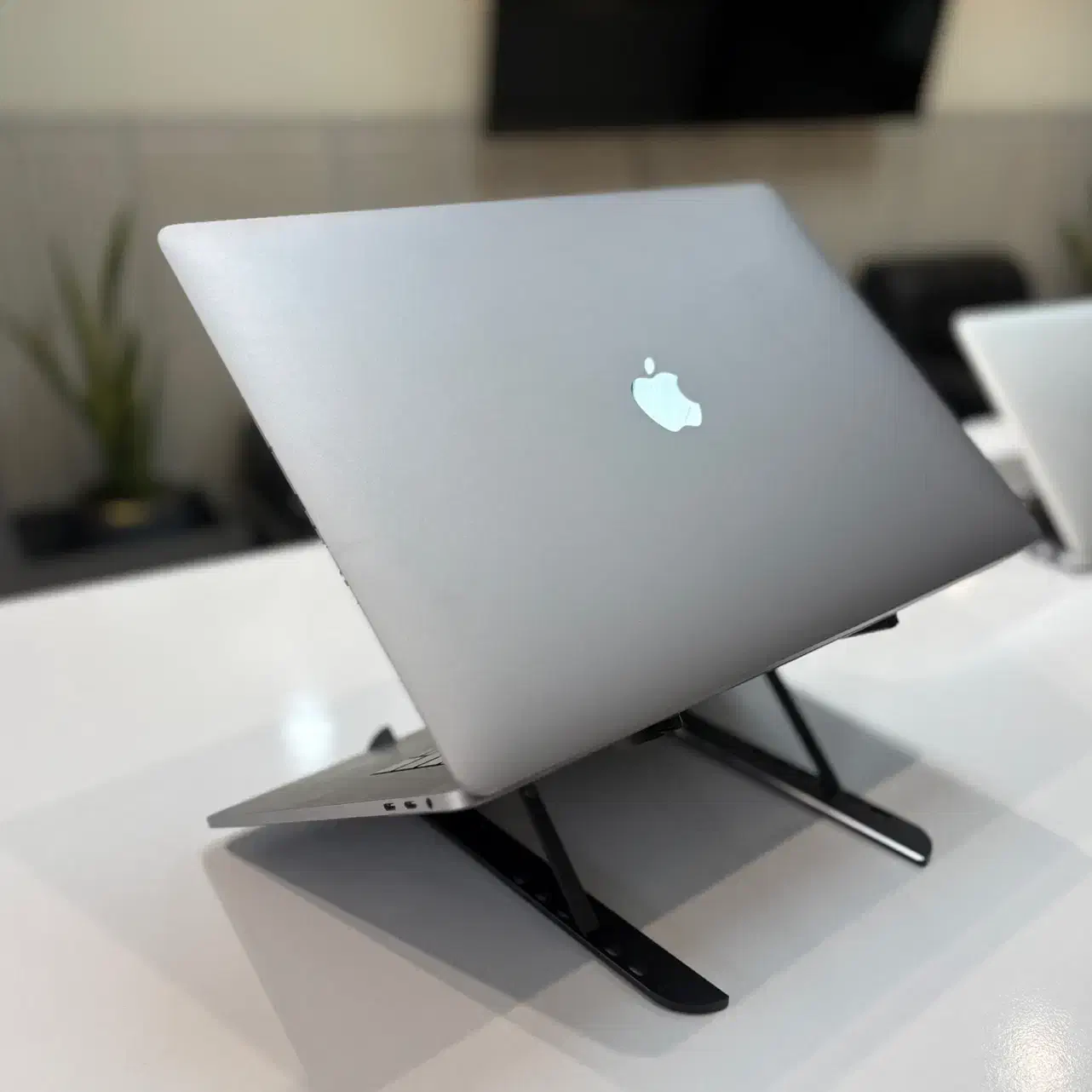 مکبوک پرو۲۰۱۹/صفحه ۱۶اینچ حافظه یک ترا|رایانه همراه|یزد, |دیوار