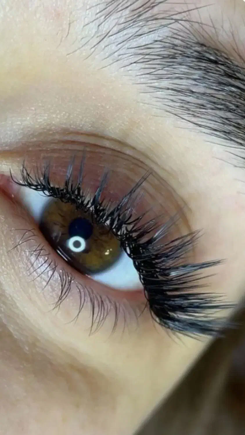 مدل اکستنشن مژه و لیفت ابرو مژه|خدمات آرایشگری و زیبایی|کرمانشاه, |دیوار