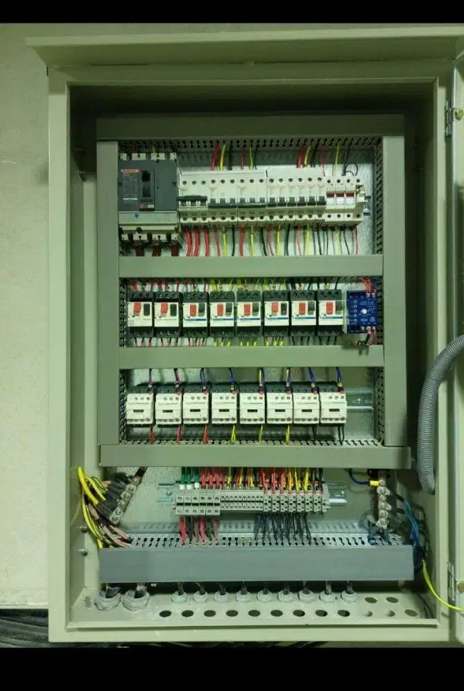 تعمیرات برق صنعتی و برق ساختمان ، برقکاری صنعتی|خدمات پیشه و مهارت|سوسنگرد, |دیوار