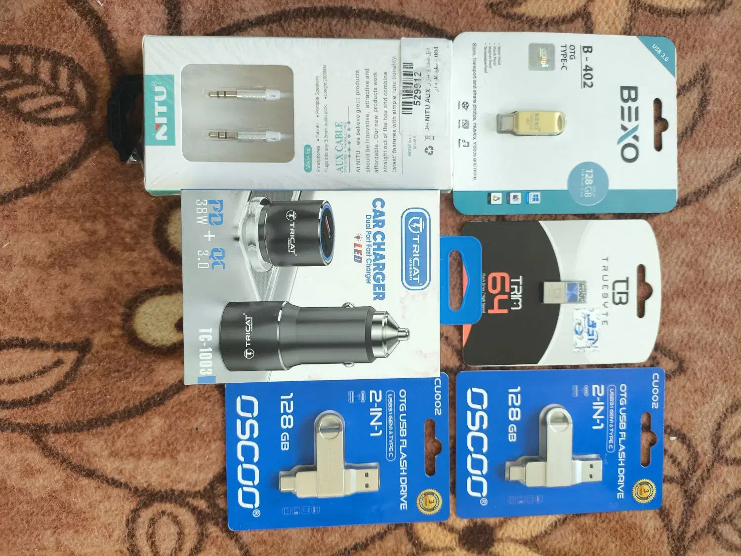 فلش|لوازم جانبی موبایل و تبلت|قرچک, میرزائی جنوبی|دیوار