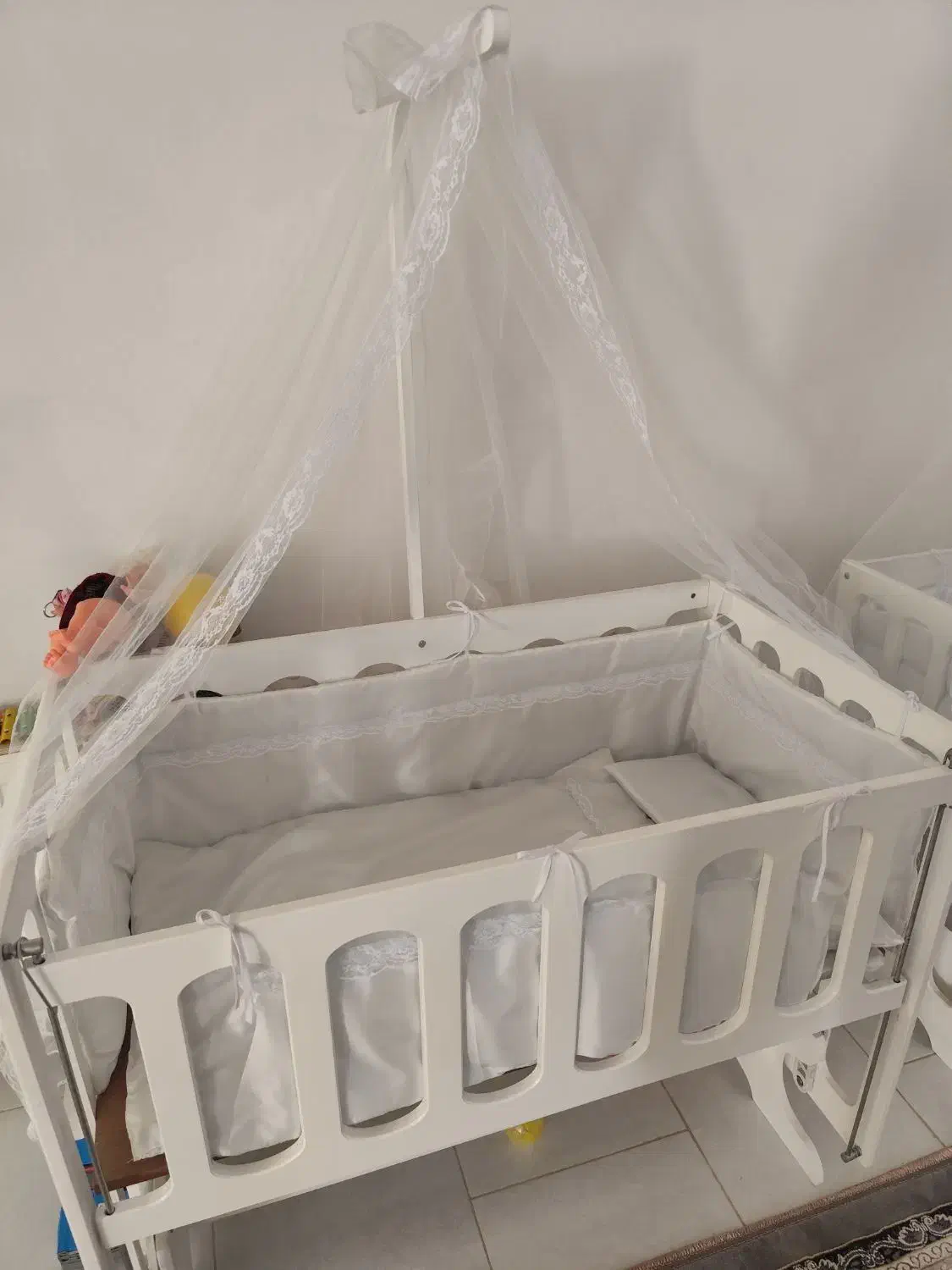 گهواره|تخت و صندلی بچه|قم, پردیسان|دیوار