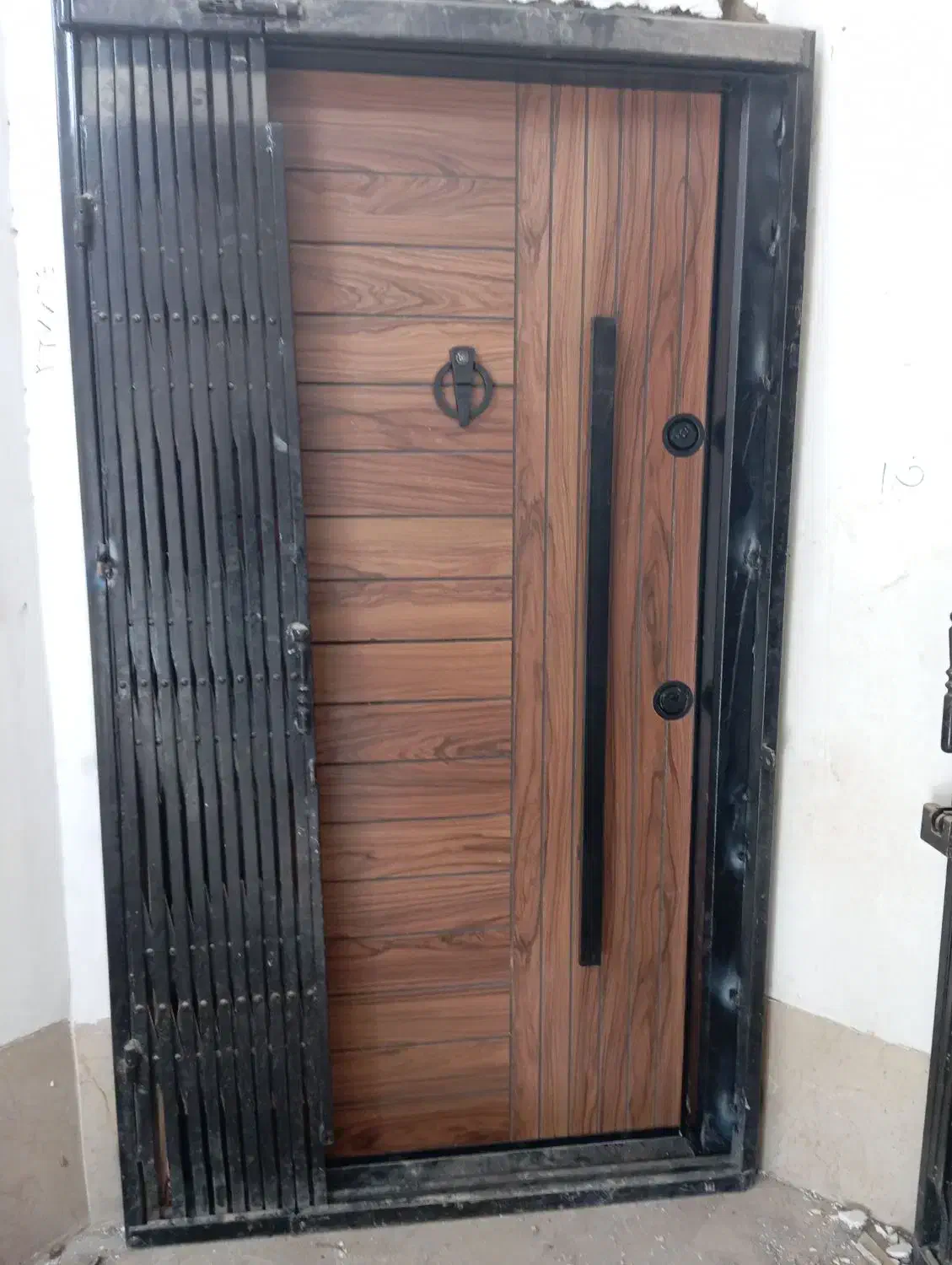 نصب و تعمیر درب ضدسرقت|خدمات پیشه و مهارت|کرمان, |دیوار