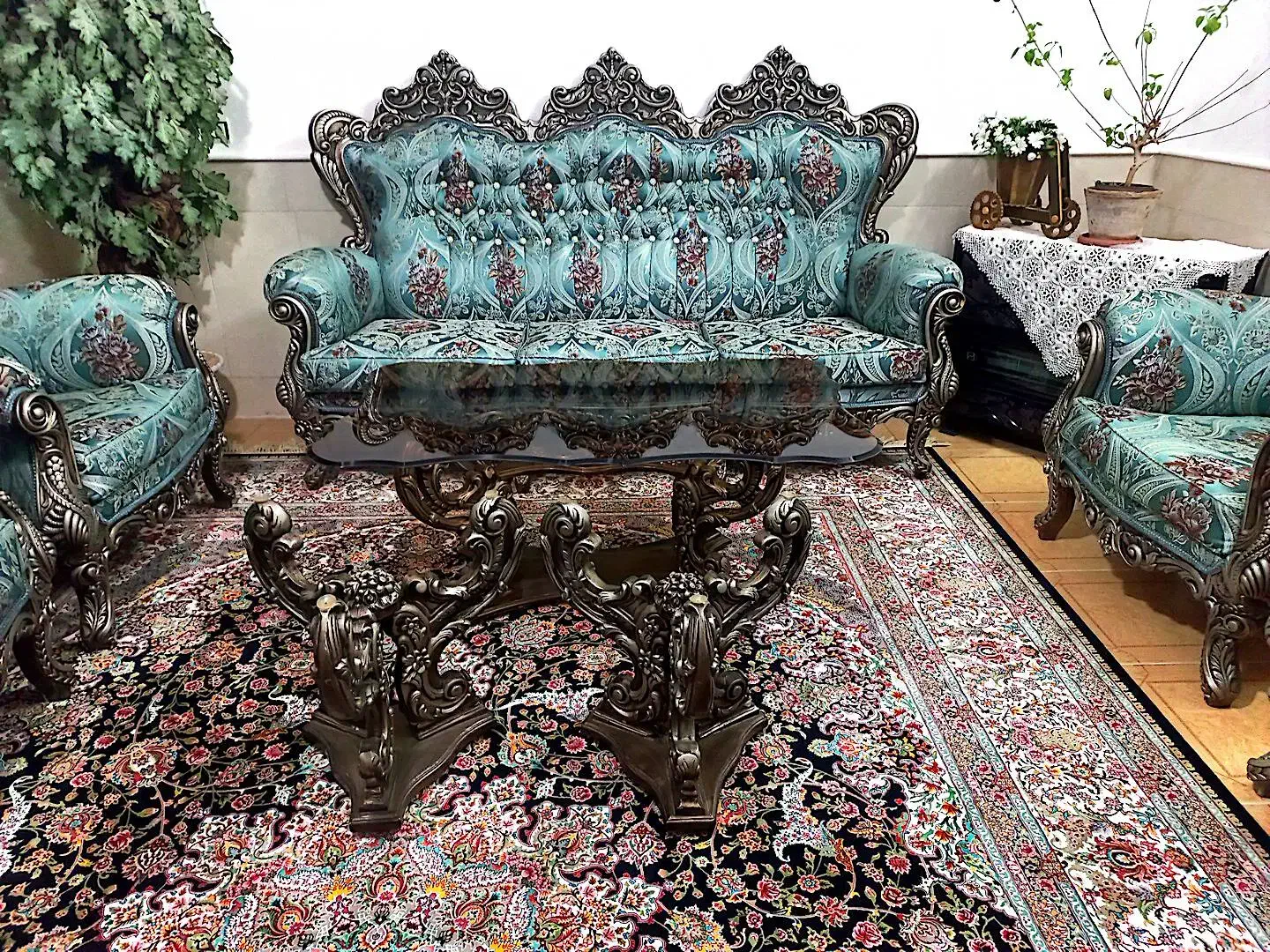 مبل سلطنتی|مبلمان خانگی و میز عسلی|نیشابور, شهرک بسیج|دیوار