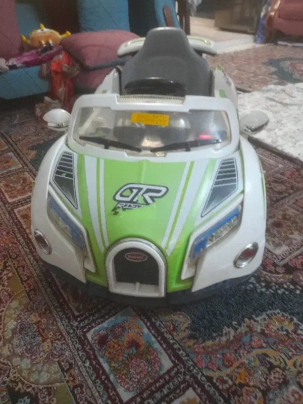 ماشین شارژی دو موتوره|اسباب‌بازی بچه|قرچک, باقرآباد|دیوار