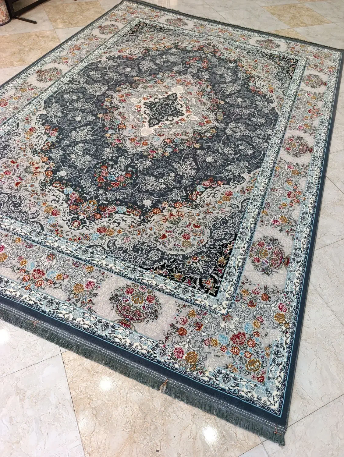 فروش ویژه ۳تخته ۹متری آکبند زیر قیمت|فرش|نظرآباد, رسالت|دیوار