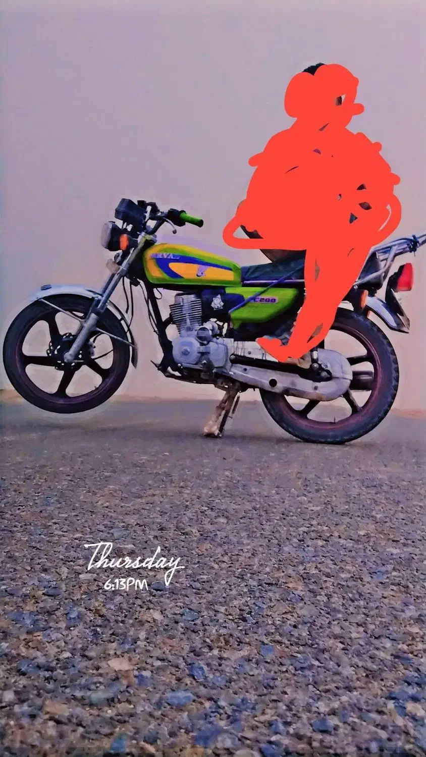 موتور|موتورسیکلت|قلعه گنج, |دیوار