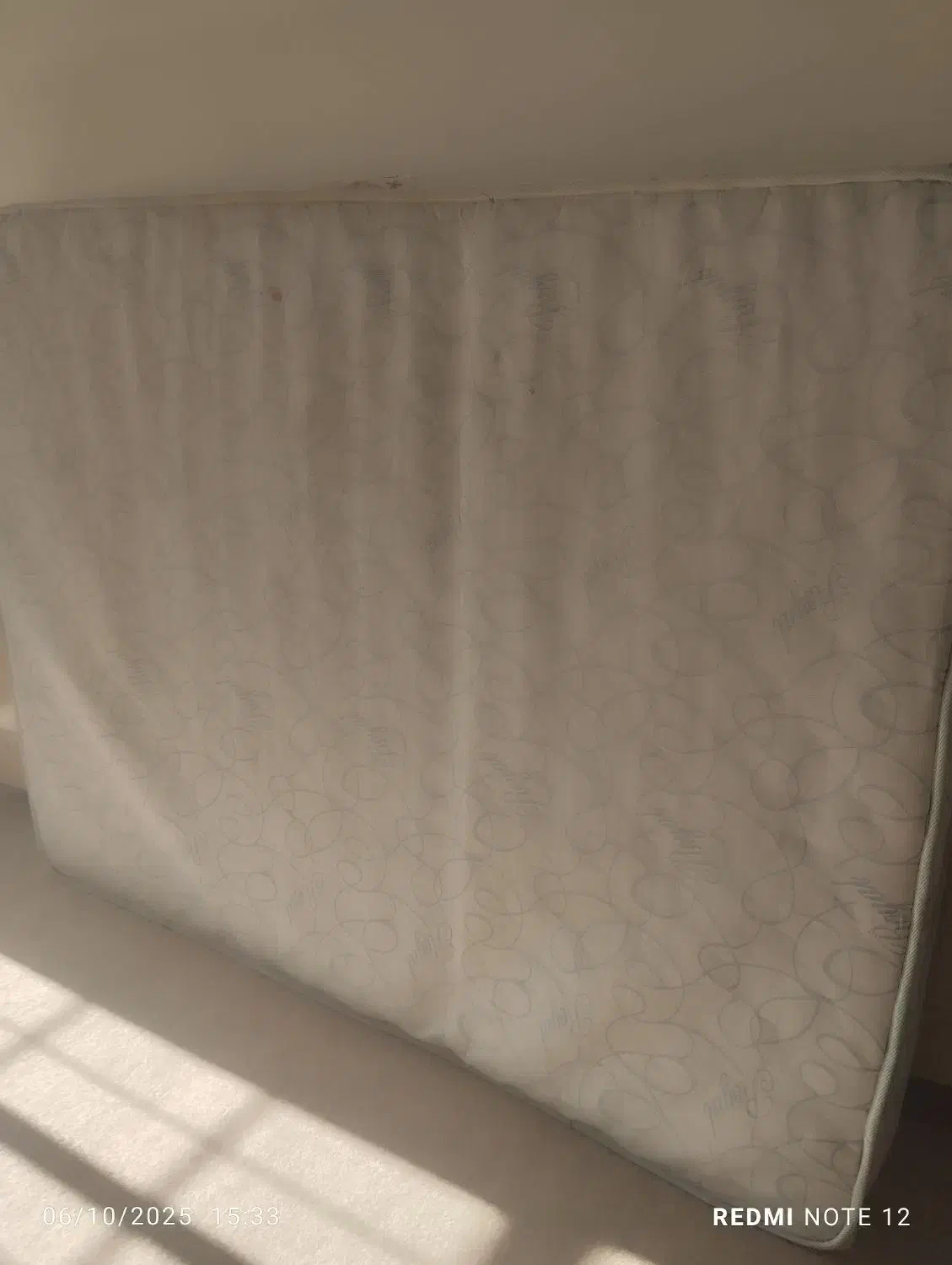 تشک|تشک تختخواب|سنندج, |دیوار