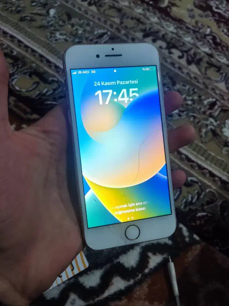 iPhone 8 64gb|موبایل|سلماس, |دیوار