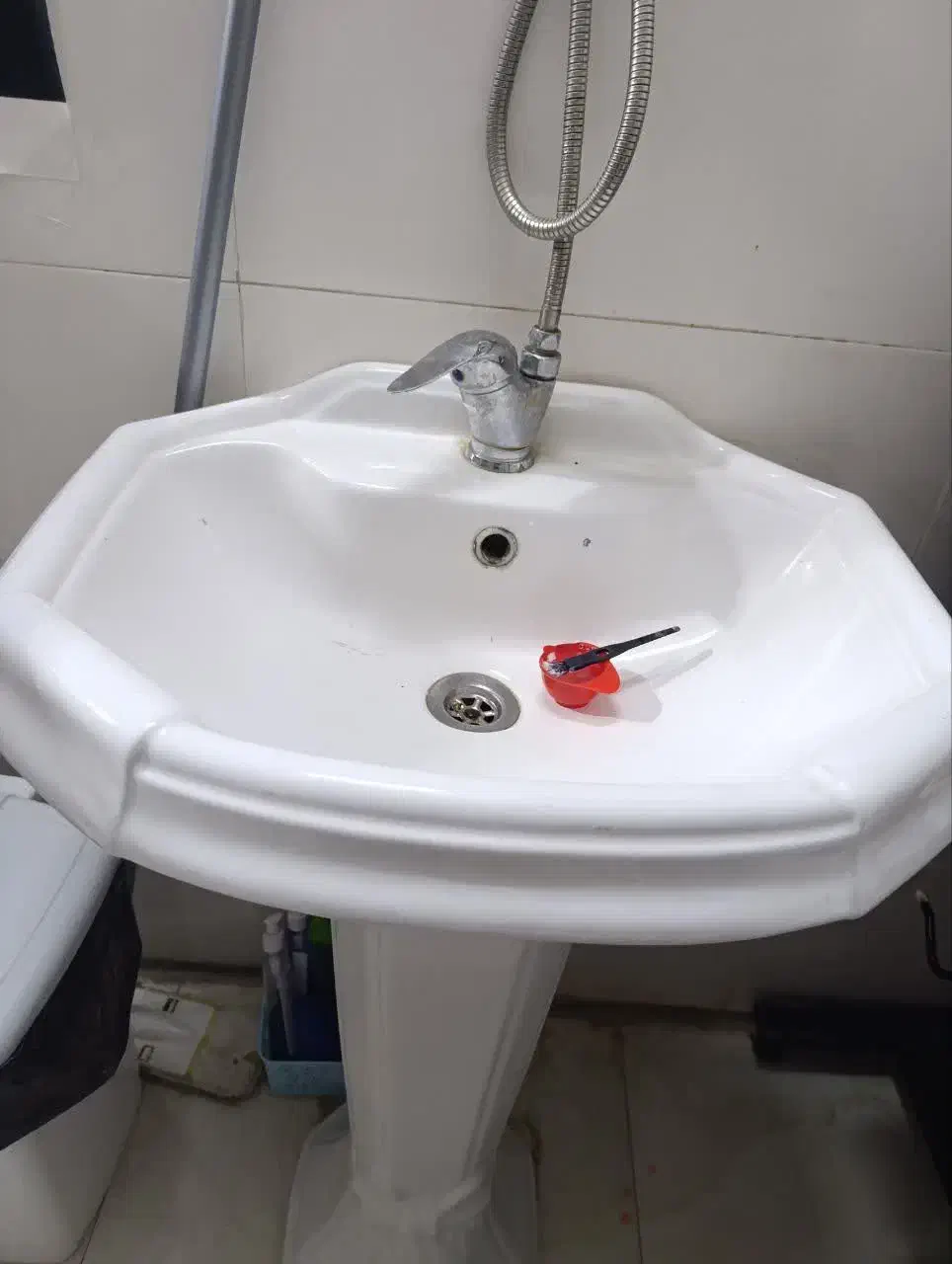 سرشور تمیز ومرتب|لوازم سرویس بهداشتی|نیشابور, کوی فرهنگیان|دیوار