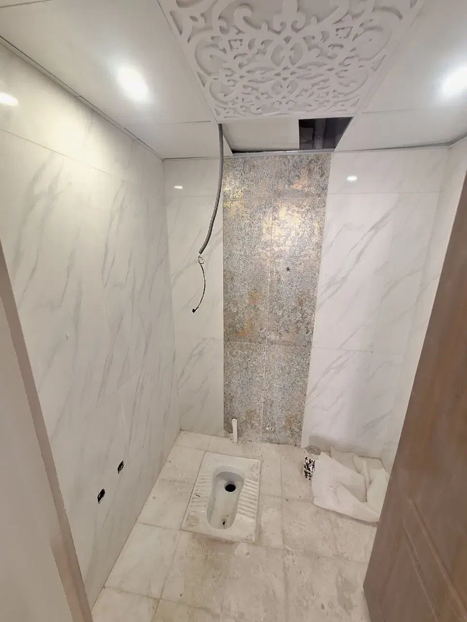 طبقه‌آخر/۸۵مترنوساز/فول امکانات/کلیدنخورده