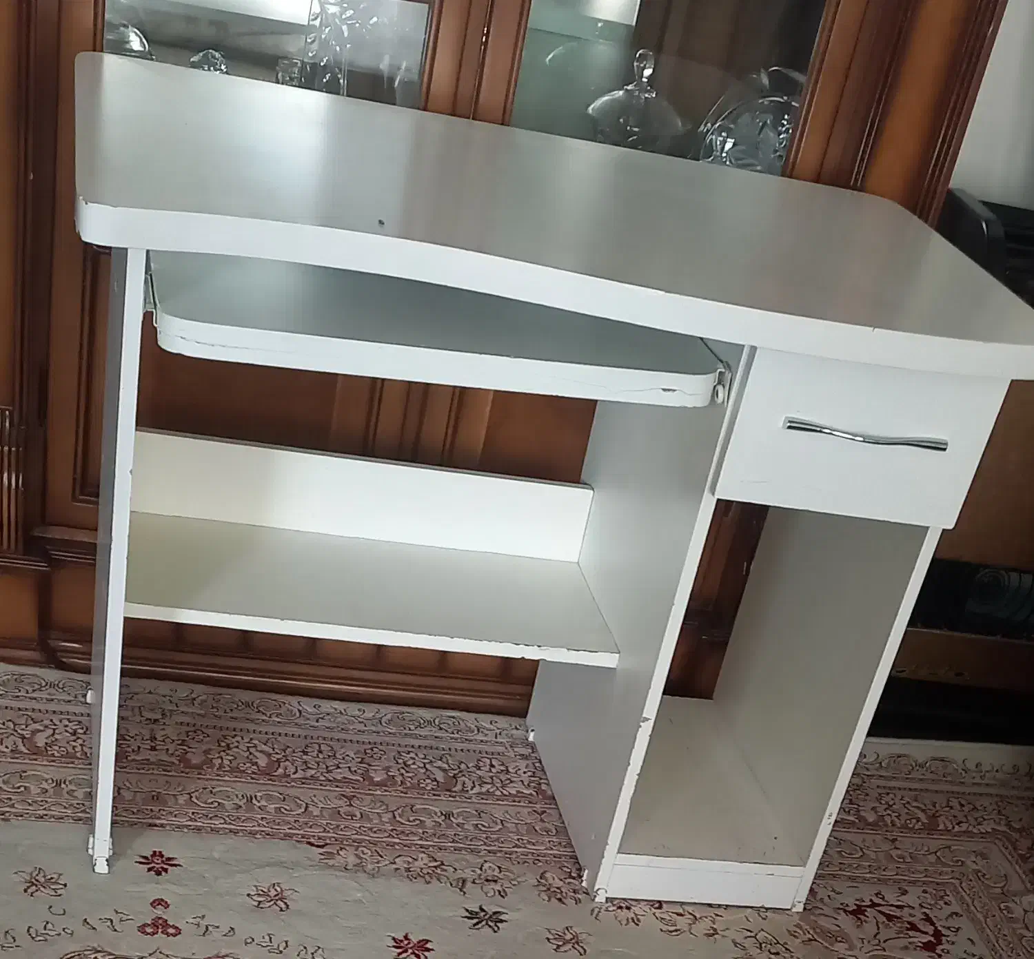 میزکامپیوترو تحریر سفید|میز تحریر و کامپیوتر|قزوین, |دیوار