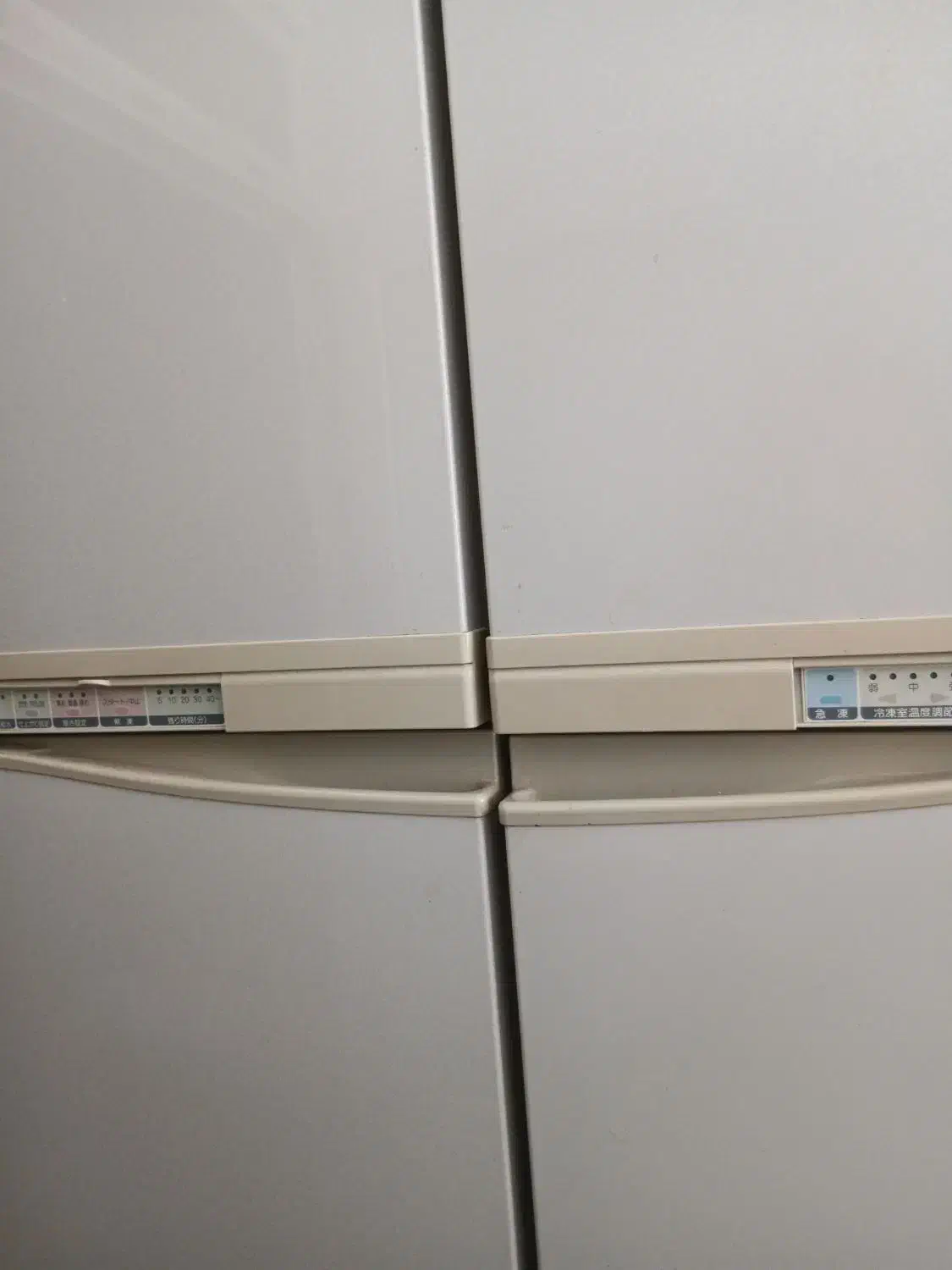 یخچال بیش از ۷۰ سال قدمت  ولی در حد نو بدون برفک|یخچال و فریزر|سهند, |دیوار