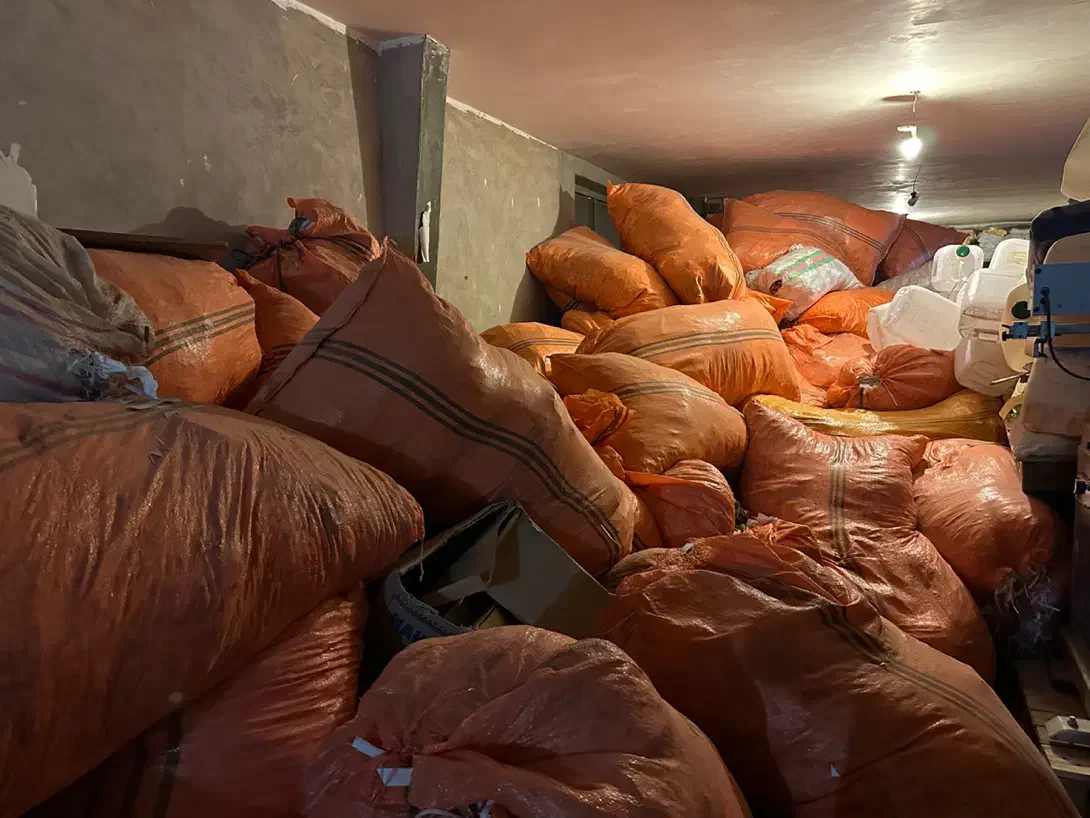 فروش کاغذ به صورت باطله و سالم|لوازم التحریر|بیرجند, |دیوار