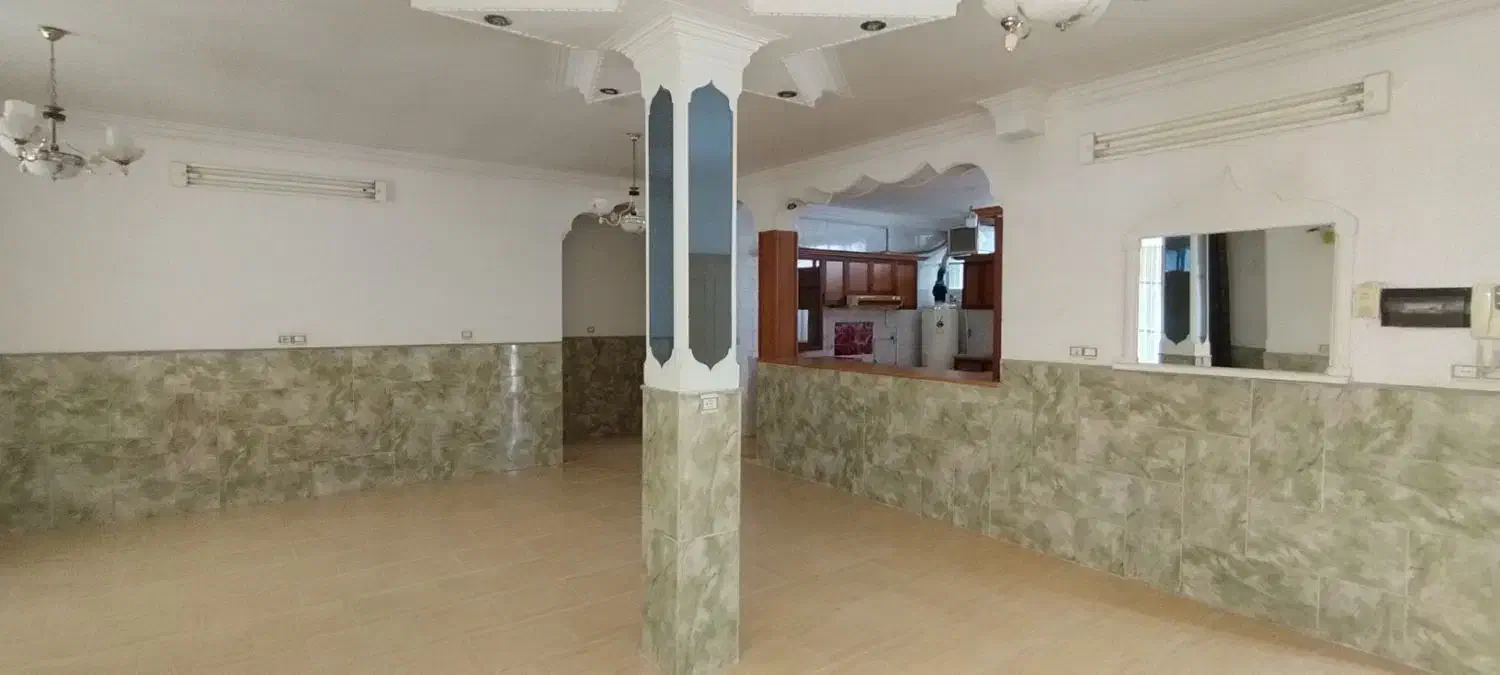 واحدمسکونی/طبقه اول/مستقل/خیابان حر در آهن فروشان|اجارهٔ آپارتمان|رفسنجان, |دیوار